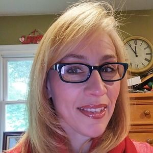 Meet your Posher, Lori